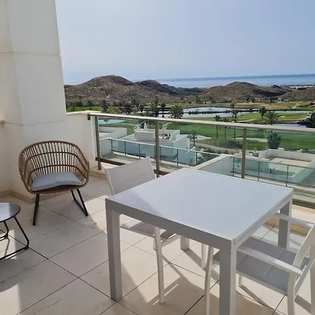 Luxury Penthouse Golf, Sea View Apartment